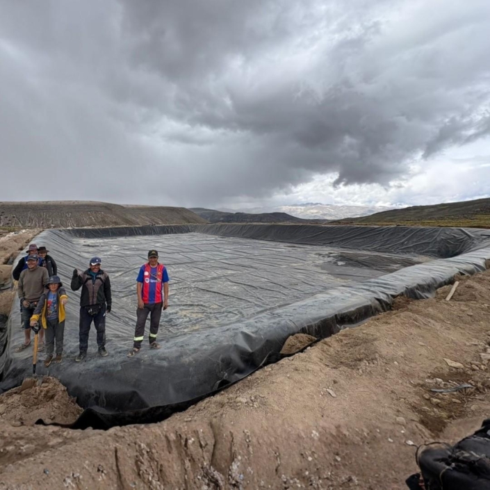 Reservorio de agua para riego a la municipalidad de Upahuacho con Geomembrana HDPE